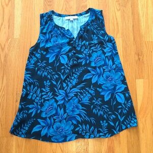 LOFT Mixed Media Blue Floral Henley Shell XS